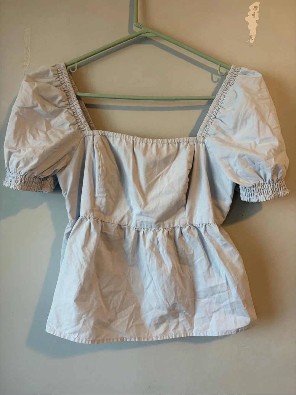 Abercrombie Smocked Puff Sleeve Peplum Top